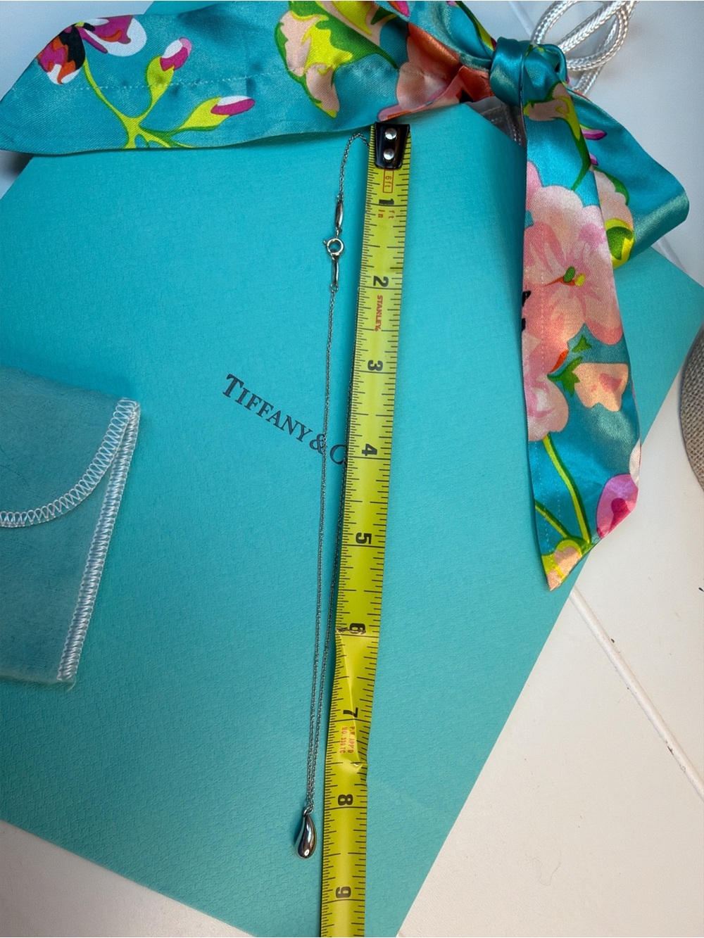 Tiffany & Co. Elsa Peretti sterling silver teardrop pendant necklace & Bag - Picture 8 of 9